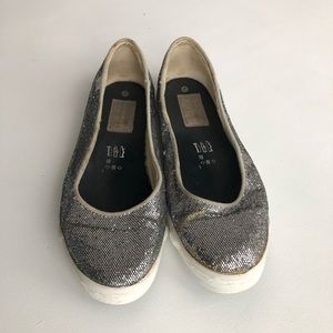 Converse Silver Glitter Shimmer Slip Ons Size 7.5